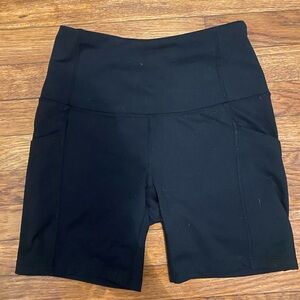 Zella bike shorts with pockets
